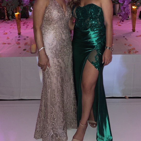 Emerald Green sequin embellished dress with corset bust - Picture 3 of 6